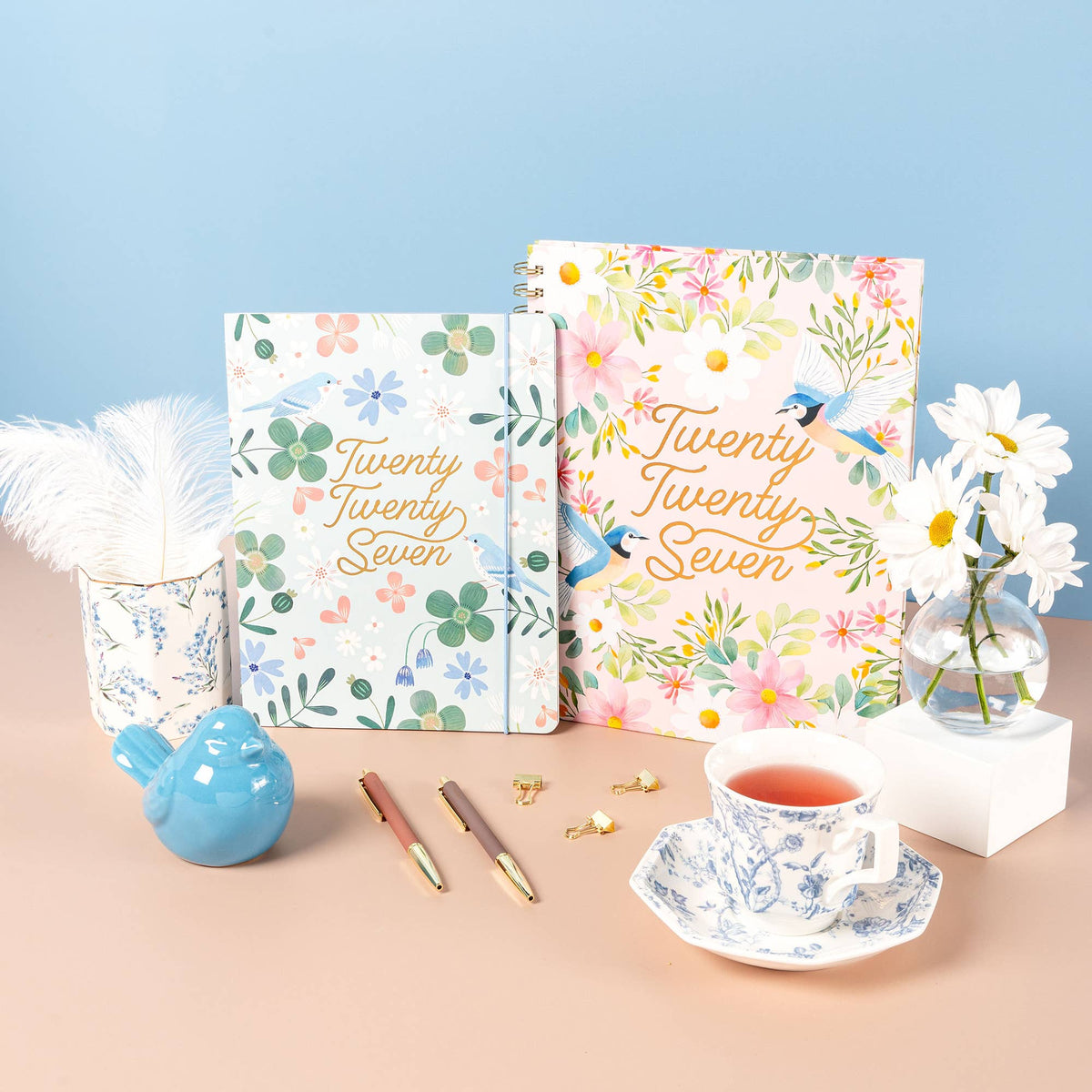 2027 Birds & Blooms Extra-Large Spiral Planner