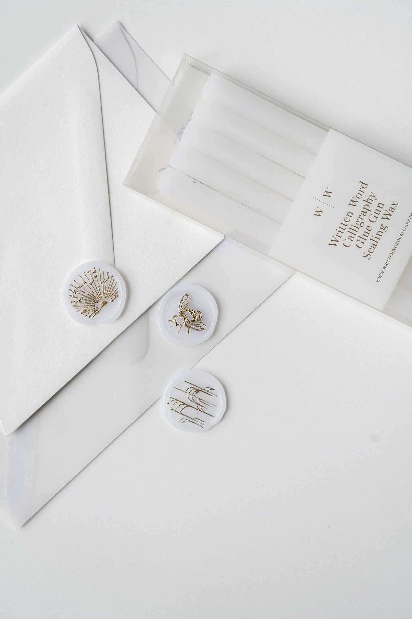 Vellum Glue Gun Sealing Wax (Box of 5 Sticks)