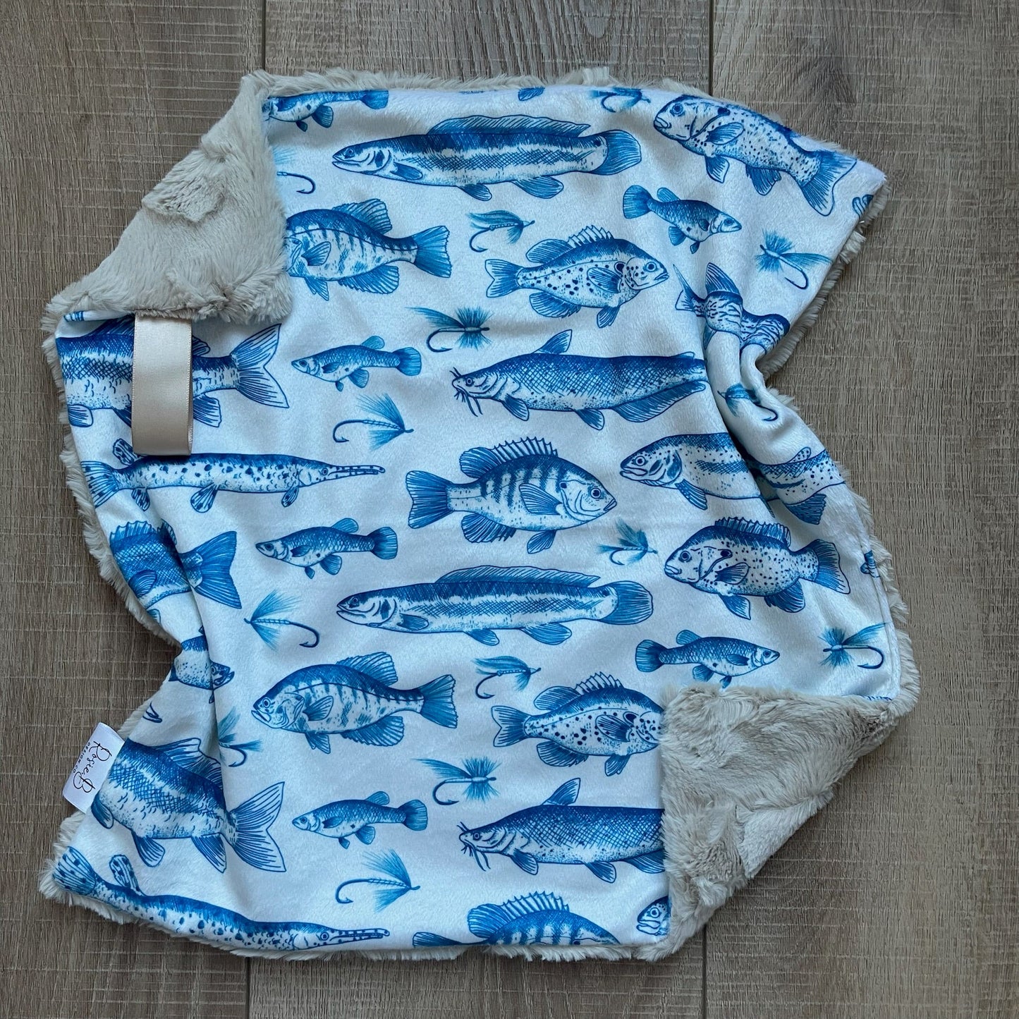 Lovey - Blue Fish with Lures